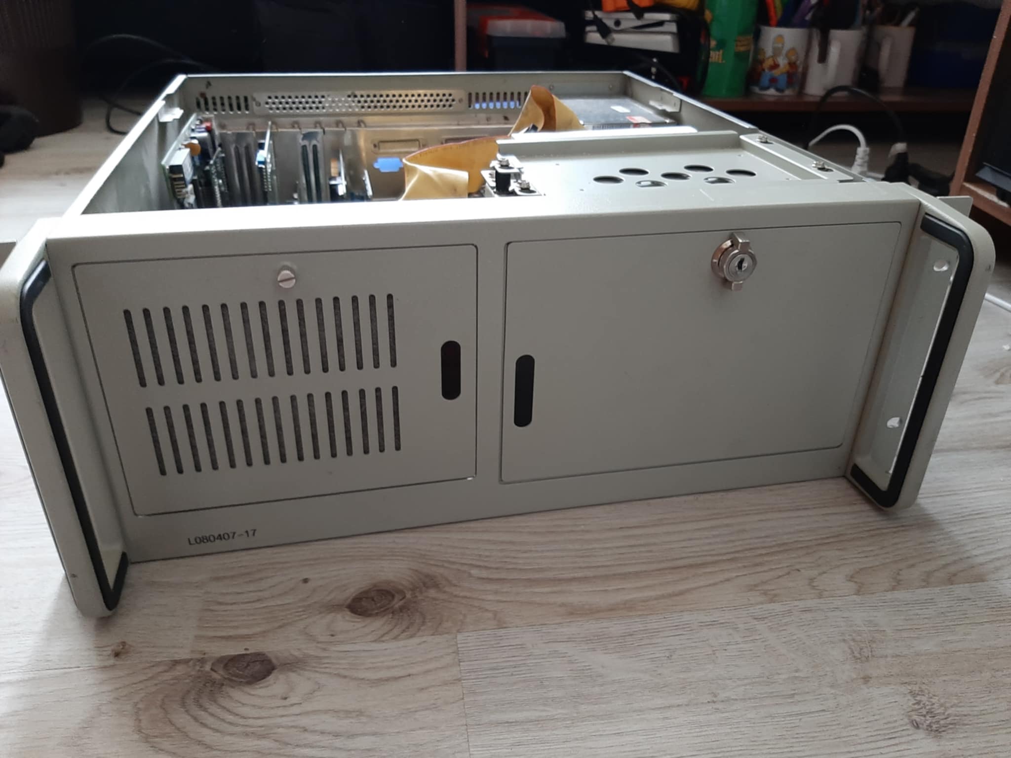 Inzerát: Retro PC | Celeron | 128 MB RAM | RIVA